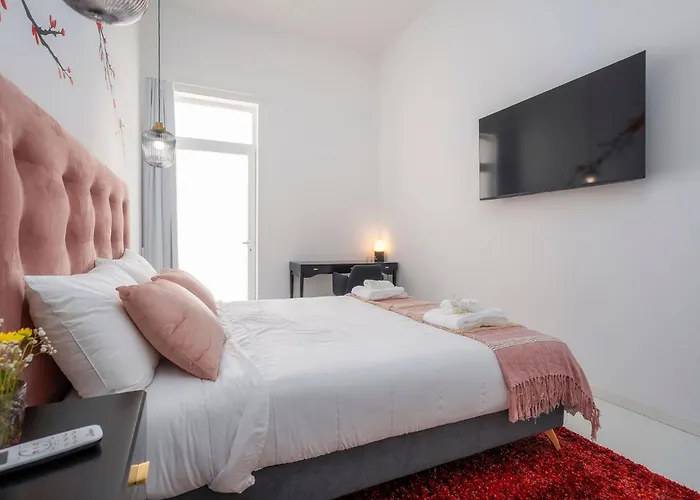 Primavera House Guest house *