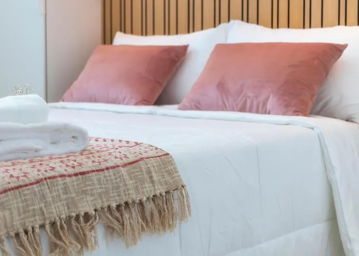 Primavera House Guest house *